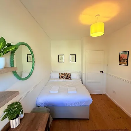 Prázdninový dům Bright Beautiful House In Central Bristol Bristol