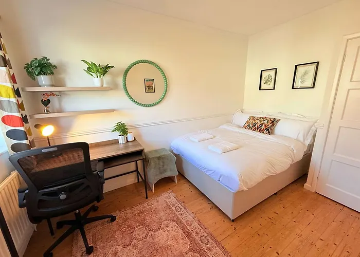 Bright Beautiful House In Central Bristol Prázdninový dům *