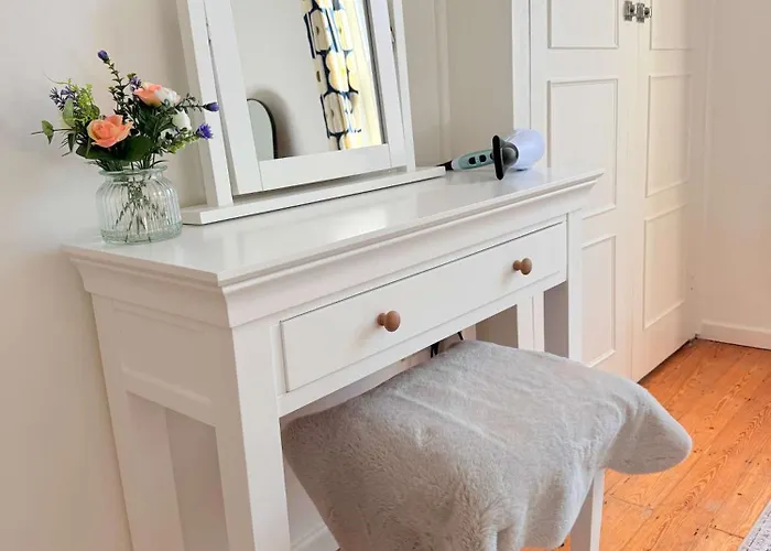 Bright Beautiful House In Central Bristol *