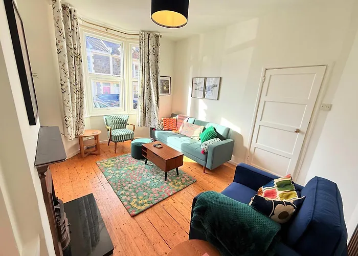 Bright Beautiful House In Central Bristol Bristol