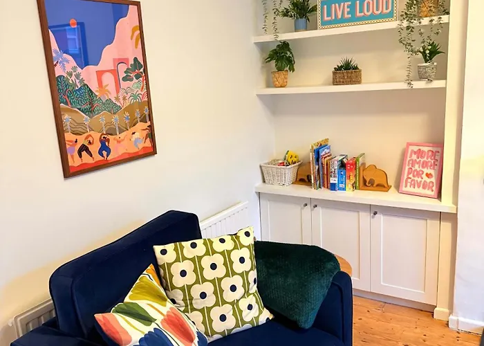 Bright Beautiful House In Central Bristol * Bristol